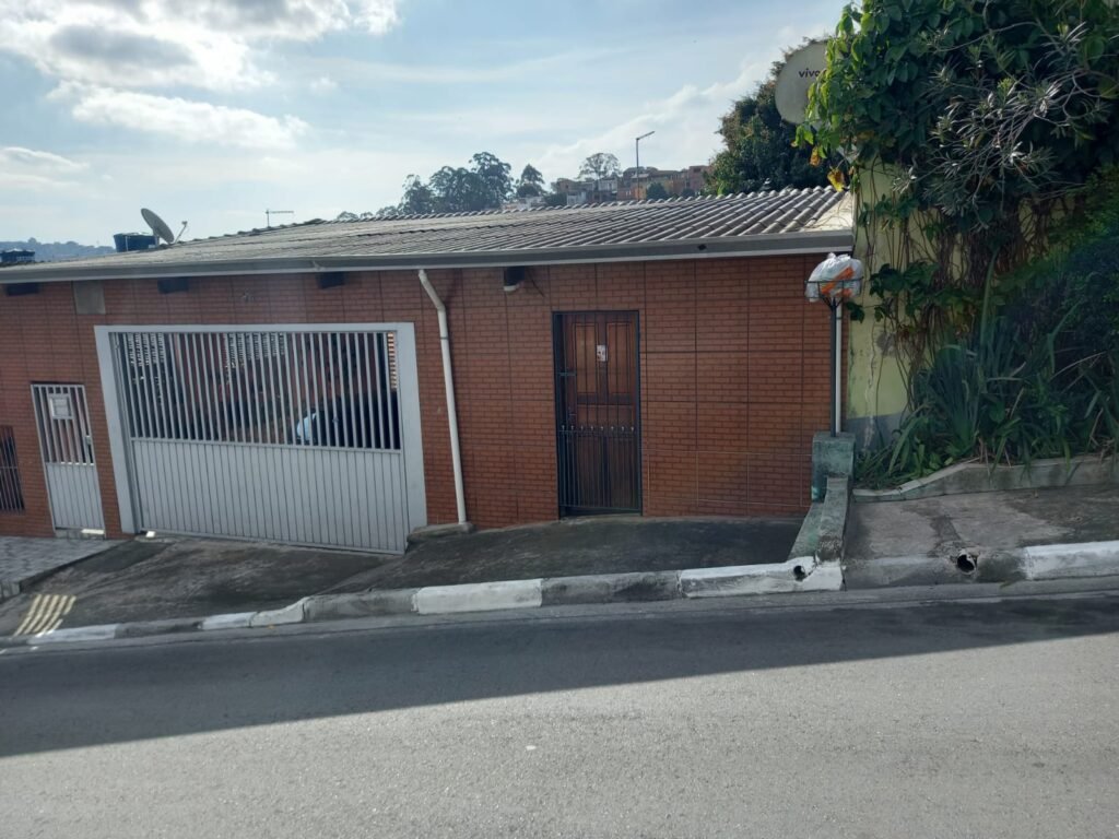 WhatsApp Image 2025-08-22 at 16.07.43 (1)