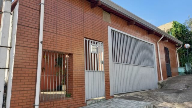 WhatsApp Image 2025-08-22 at 16.07.43