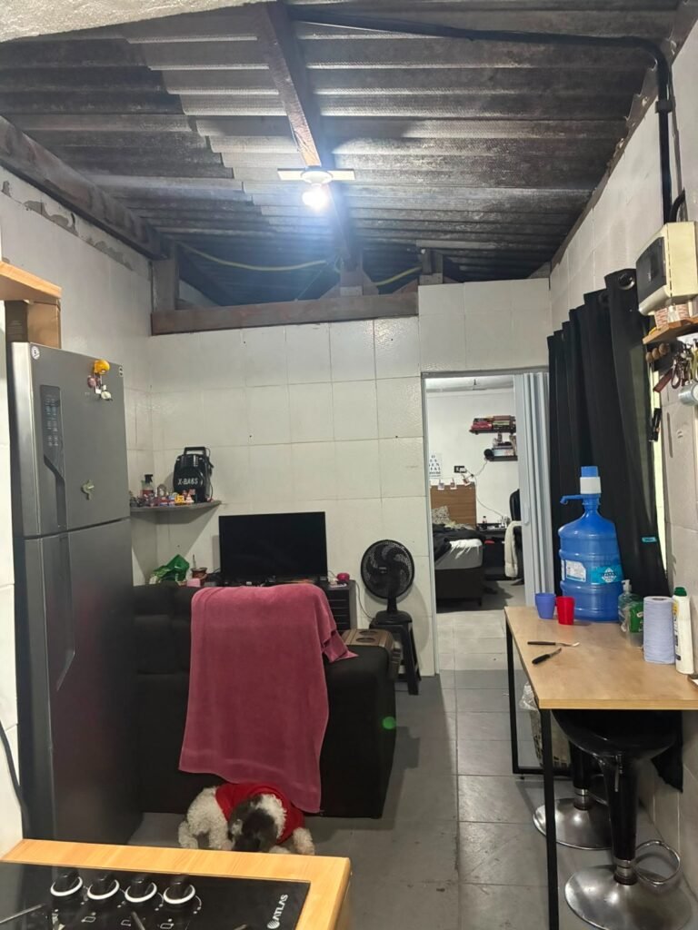 Oportunidade Imperdível: 2 Casas no Mesmo Terreno! &mdash; foto 3